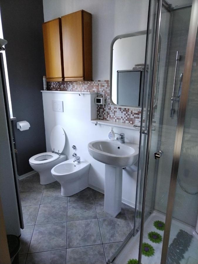 Bed and Breakfast Camera Manu Cantù Zewnętrze zdjęcie